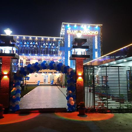 Hotel Blue Diamond Bahraich Exterior photo