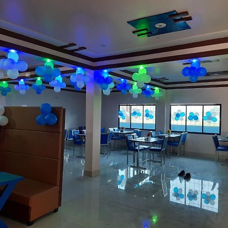 Hotel Blue Diamond Bahraich Exterior photo